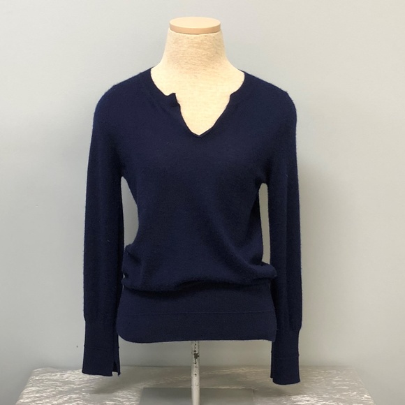 Marc Jacobs Sweaters - Marc Jacobs Cashmere Sweater